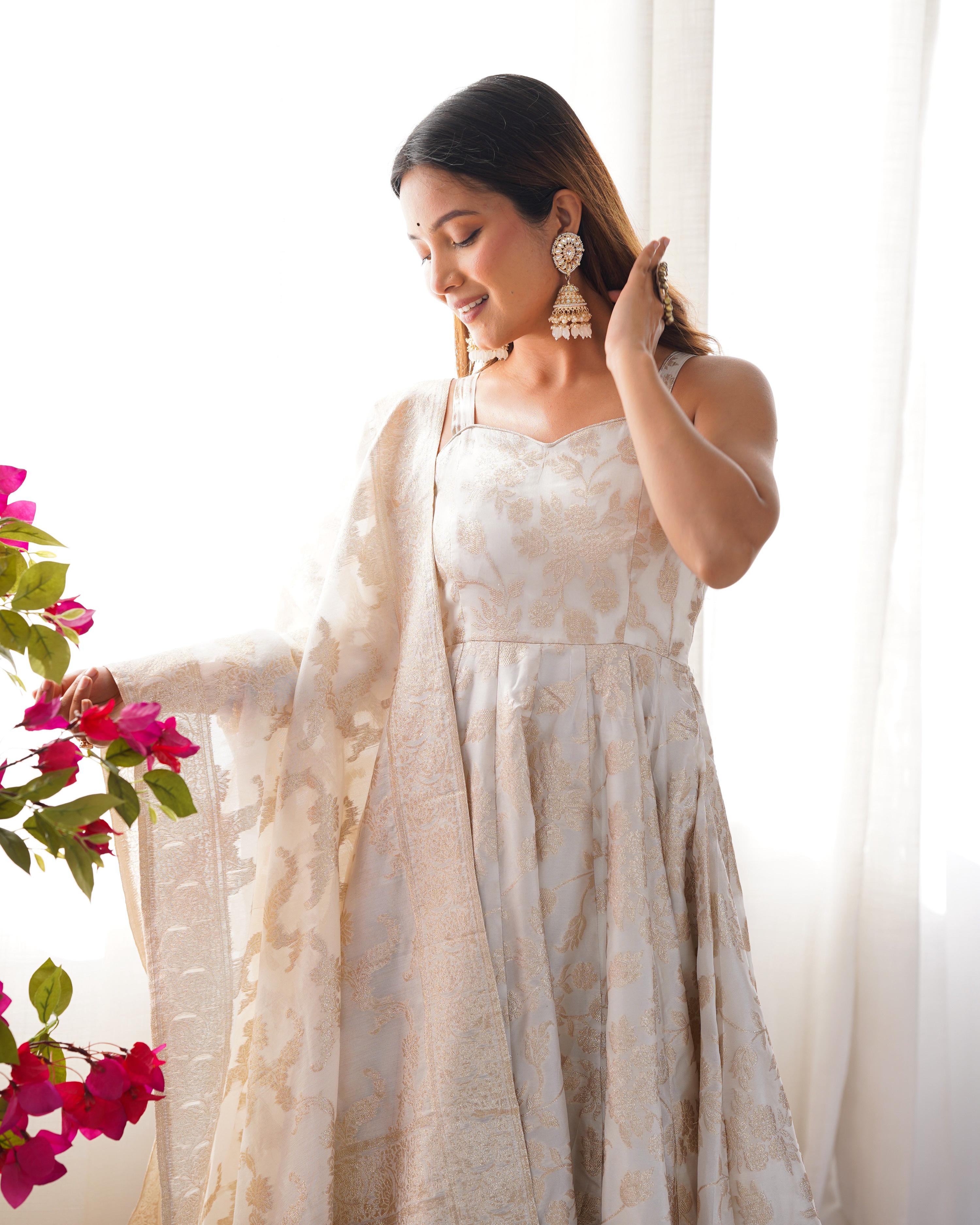 Evanik Off-White & Gold Jecqaurd Banarasi Anarkali Kurta Set With Dupatta - Image 6