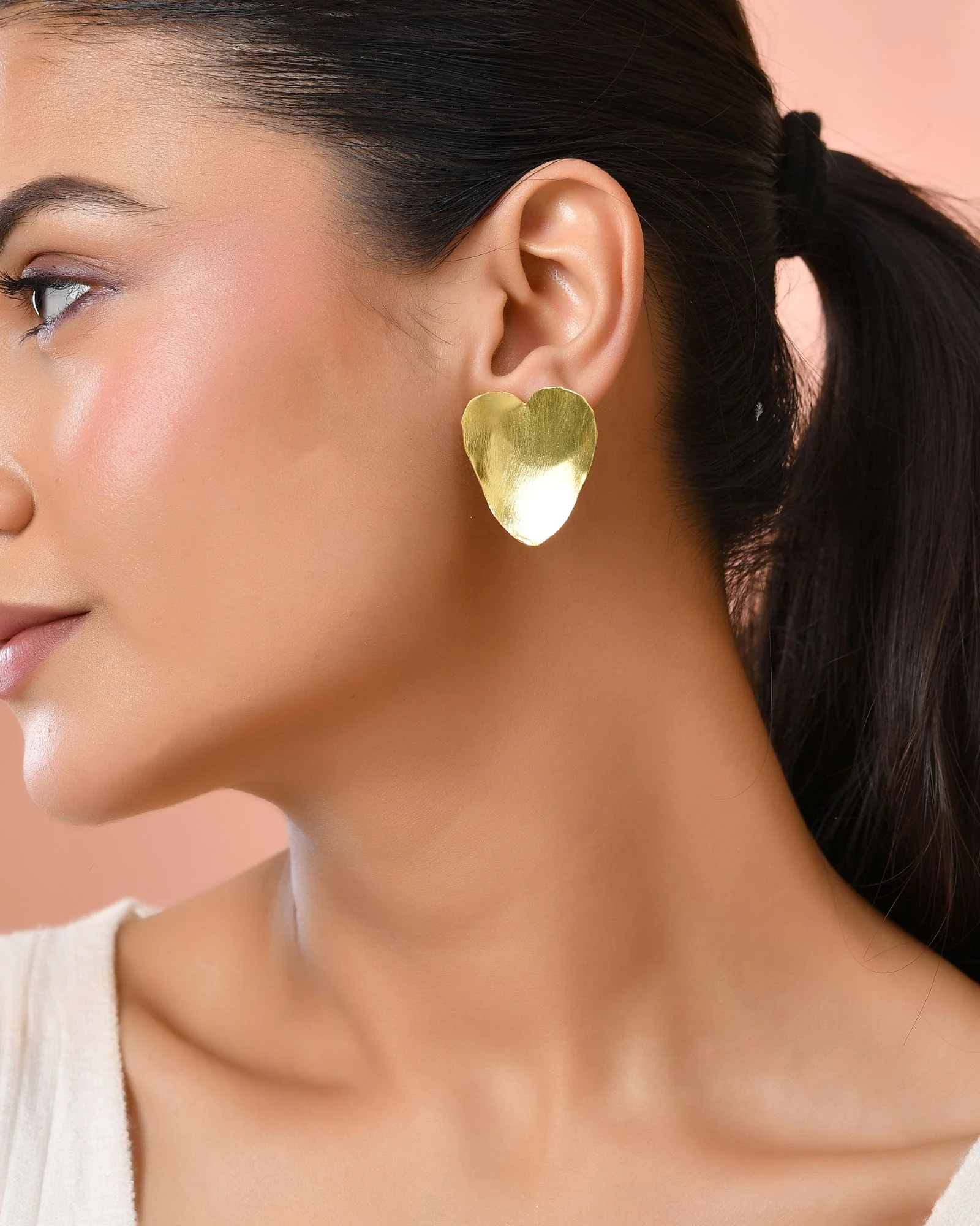 Jewels Nest Gold-Tone Heart-Shaped Minimal Stud Earrings For Women - Image 2