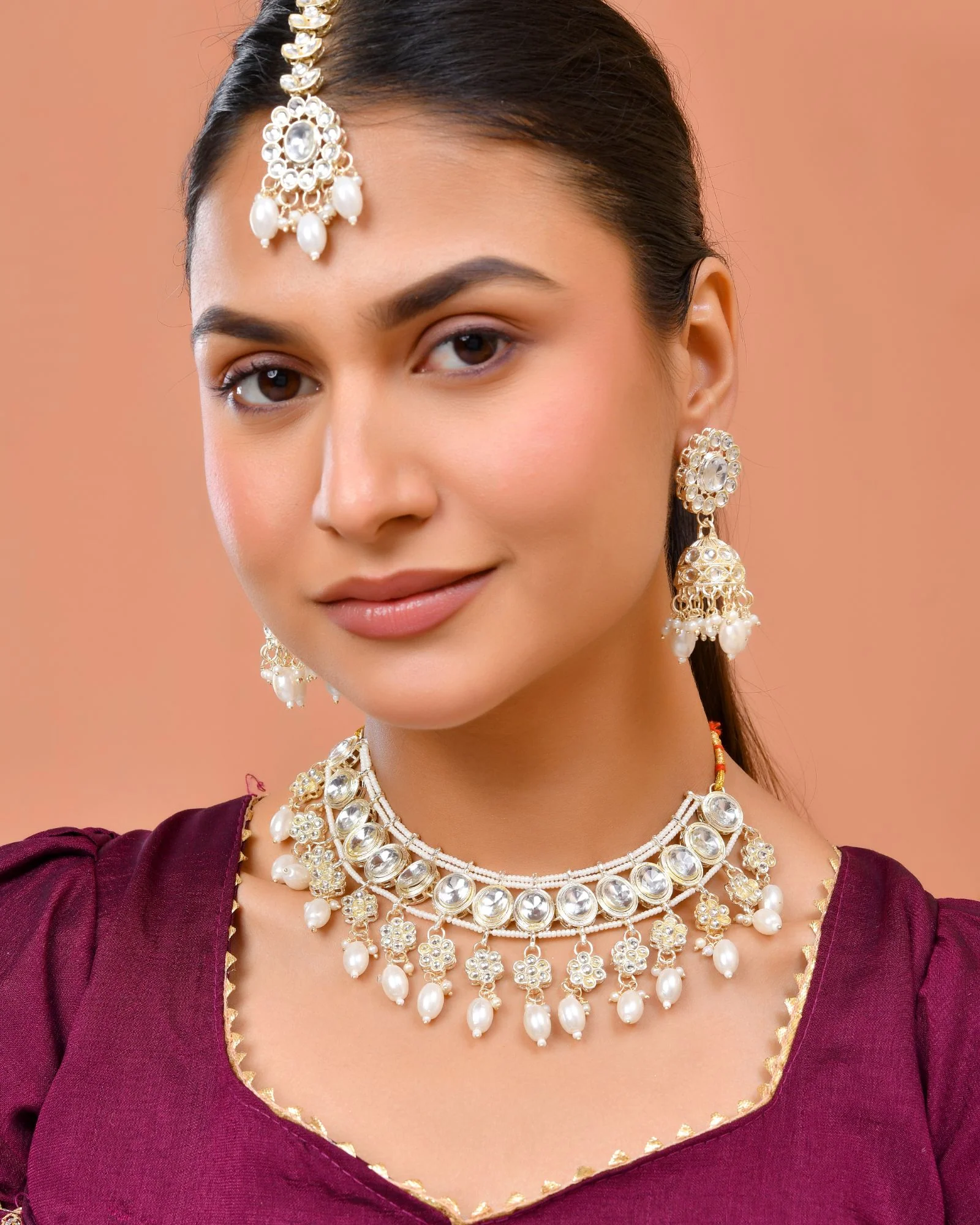 Jewels Nest Gold-Tone Kundan Choker Necklace Set With Pearl Drops & Maang Tikka - Image 3