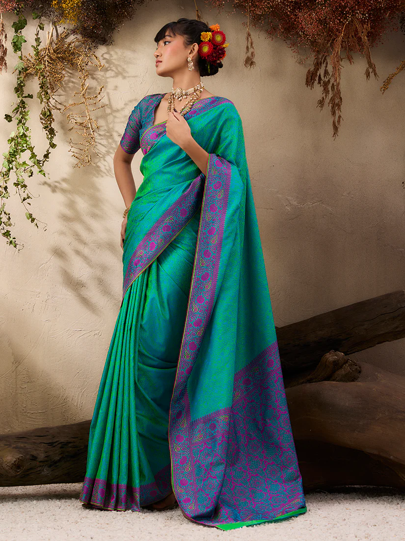 Monjolika Fashion Turquoise woven Kanjivaram Silk Blend Saree - Image 2