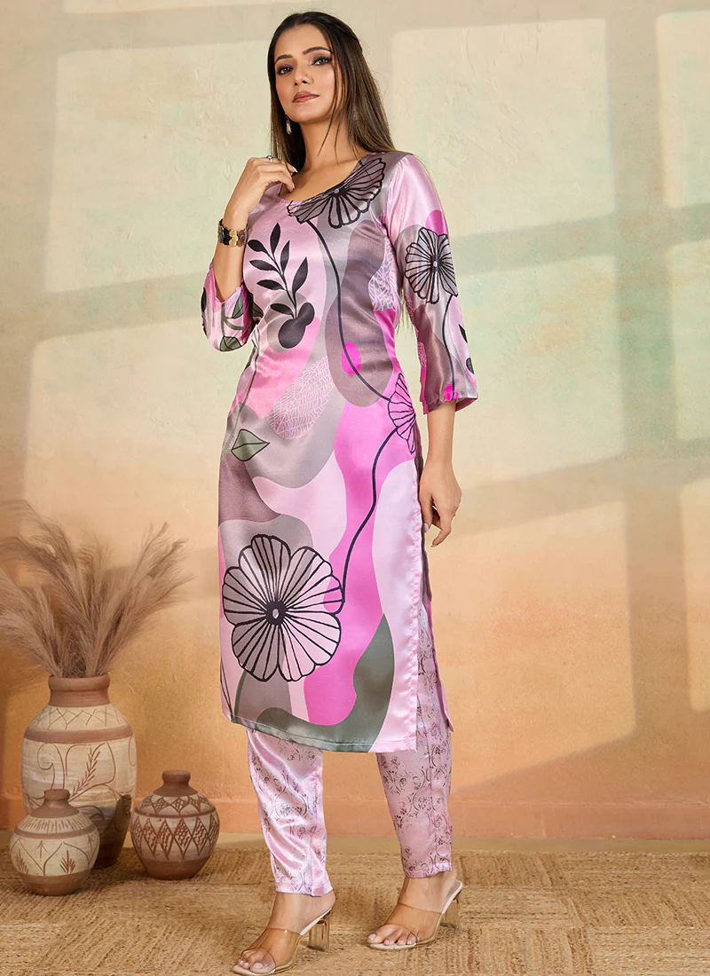 Prazu Fashion Baby Pink Printed Cotton Reyon Kurta Pant Set - Image 3
